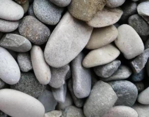 Где заказать гальку и каменную крошку с доставкой?  в Архангельске
