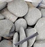 Kamenclub.ru: фото ПЛОСКАЯ ГАЛЬКА (речная горная) купить  в Архангельске  видео обзоры природного камня